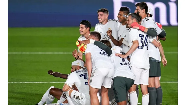 James Rodríguez en la celebración del título de LaLiga 19/20.