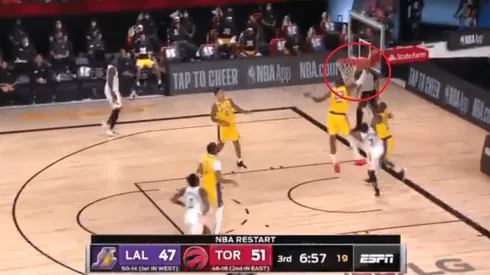 Lo volvió a hacer: LeBron repitió el tapón a Iguodala