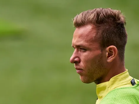 Barcelona disparó contra Arthur: "Le faltó el respeto a sus compañeros"