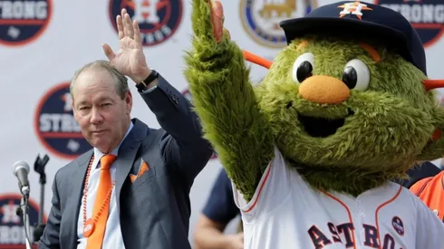 El dueño de los Astros sigue dando explicaciones