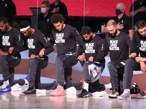 El primer jugador NBA que no se arrodilla durante himno nacional en Orlando