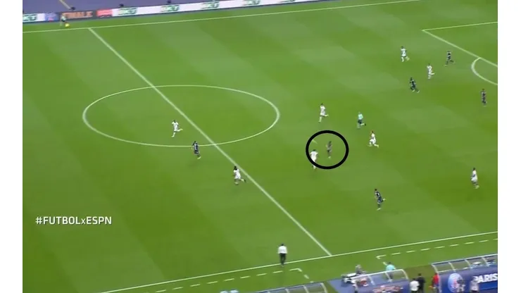La asistencia de Neymar para Di María.