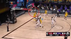 LeBron James y un martillazo de póster para sentenciar a los Clippers