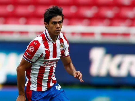 Un viejo amor de Macías volverá a la carga por el jugador de Chivas