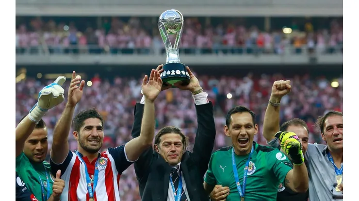 Cumplió su promesa: la emotiva historia de Matías Almeyda con su padre en el estadio Akron