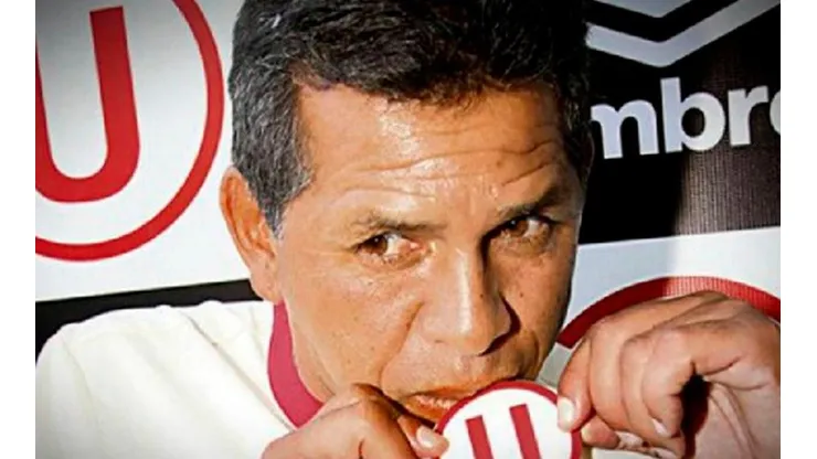 Jose Luis Carranza usaba la 22 en Universitario.