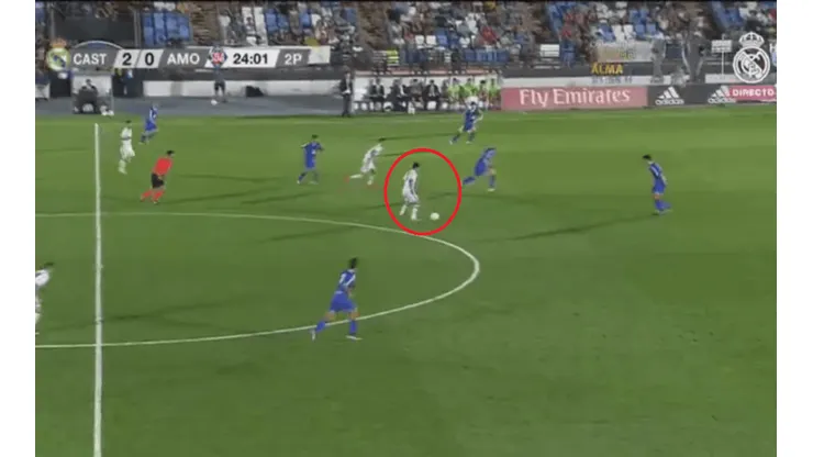 Video: el golazo de mitad de cancha de Sergio Díaz para el Real Madrid