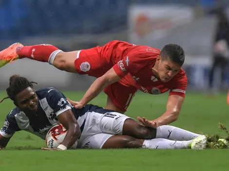 Avilés Hurtado regresó con un gran nivel y la afición de Monterrey se lo reconoció