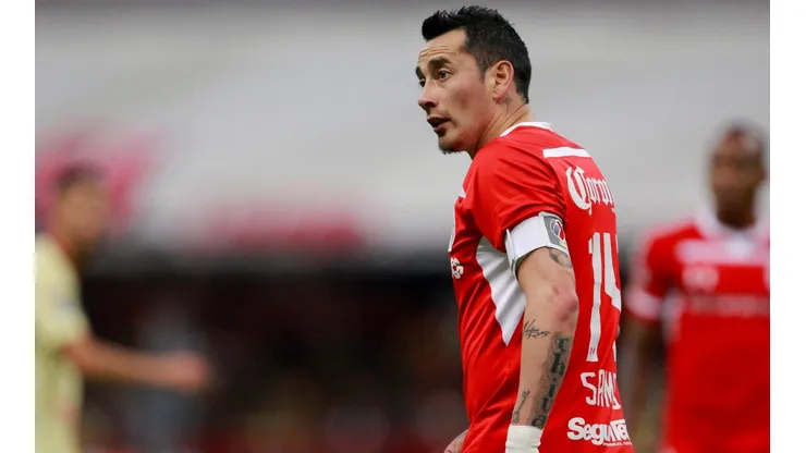 Afición de Toluca destacó el trabajo de Rubens Sambueza.