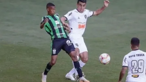 A Boca le gusta eso: el blooper de Junior Alonso en su debut con Mineiro