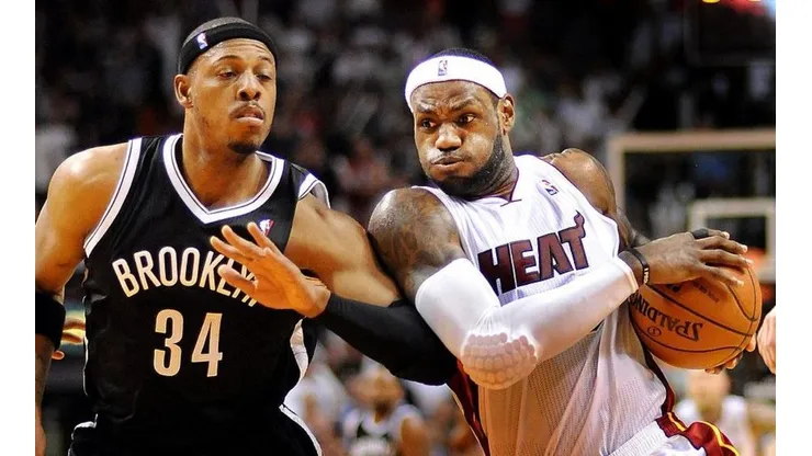 Paul Pierce y LeBron James (Getty Images)
