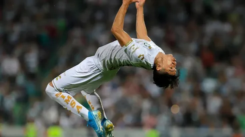 Todavía ni entrenó con Genk, pero Arteaga ya apuntó a la Premier League