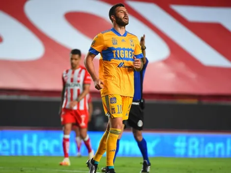 Oscar Macías habló de la conducta de André-Pierre Gignac