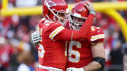 Patrick Mahomes y Laurent Duvernay-Tardif, Kansas City Chiefs (Getty)