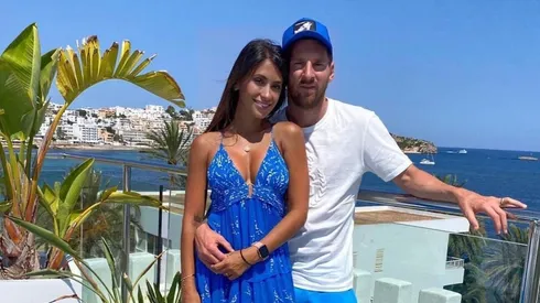 Con Antonela y usando barbijo: las 3 fotos que subió Messi en sus vacaciones