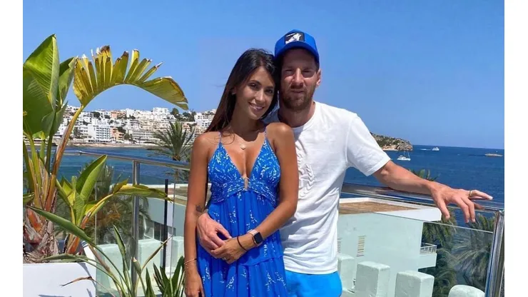 Con Antonela y usando barbijo: las 3 fotos que subió Messi en sus vacaciones