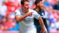 Santiago Giménez busca consolidarse como goleador de La Máquina. (Cruz Azul FC)