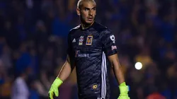 Nahuel Guzmán fue elegido como el mejor portero de la historia de la Liga MX.