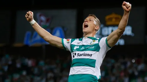 Gesto para enmarcar: el niño que será el padrino de Santos Laguna