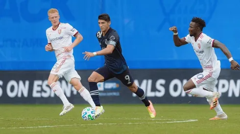 Pulido clave en victoria de Sporting Kansas City