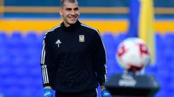 Patón Guzmán le arruinó a Tigres la presentación de su nueva piel, pero con humor