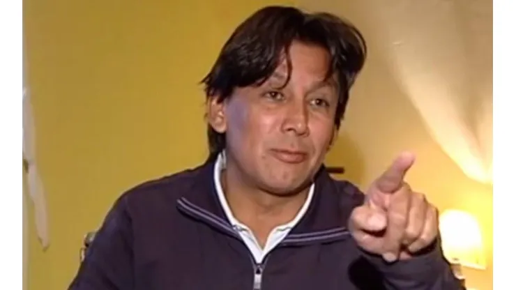 Pimentel arremete en contra de los dirigentes que defienden a Vélez
