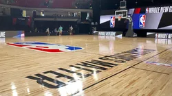 Una de las canchas de la 'burbuja' de la NBA (@malika_andrews)