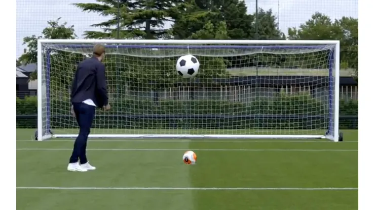 Harry Kane y su puntería para averiguar el género de su hijo.