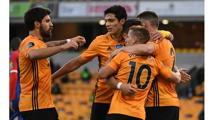 Wolves celebra en el Molineux Stadium (Getty Images)