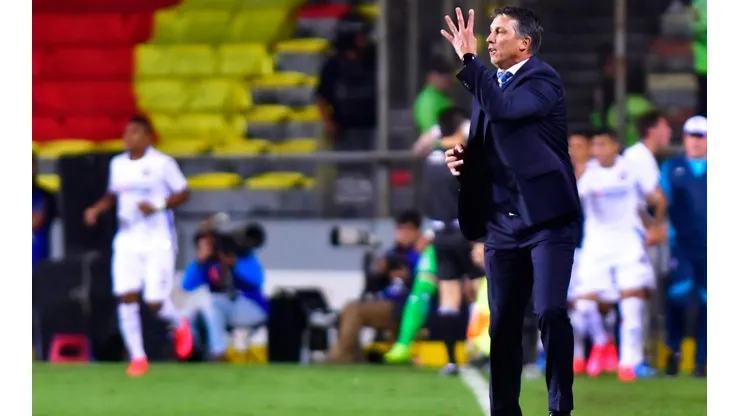 Afición había cuestionado el planteo de Robert Siboldi.