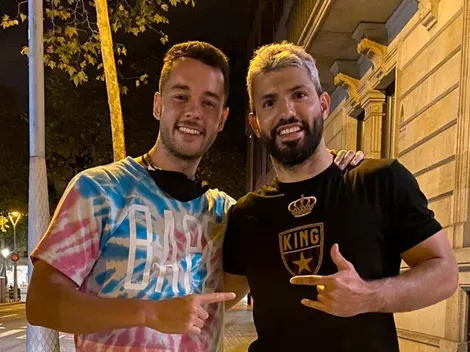 Se empezó a juntar con los suyos: Sergio Agüero metió fotón con The Grefg