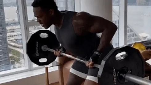 Ni el coronavirus lo detiene: el brutal entrenamiento de Aroldis Chapman