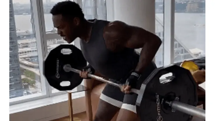 Ni el coronavirus lo detiene: el brutal entrenamiento de Aroldis Chapman