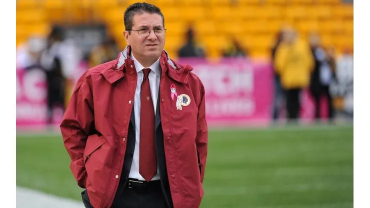 Dan Snyder en la polémica, otra vez
