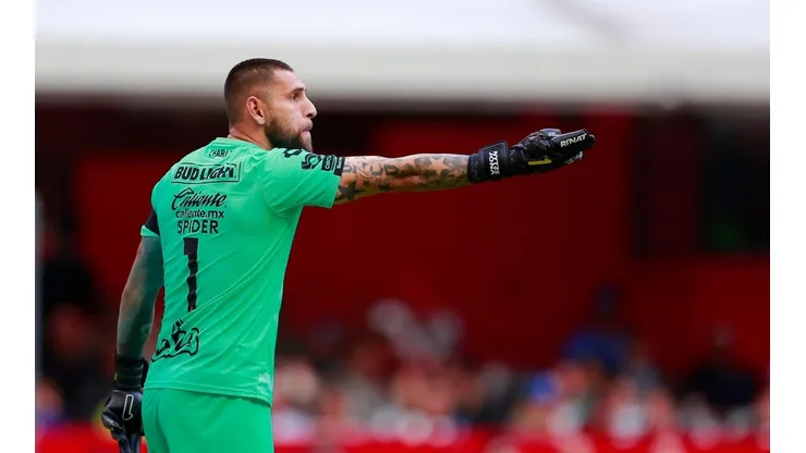 Jonathan Orozco tuvo que comprar su número en Xolos