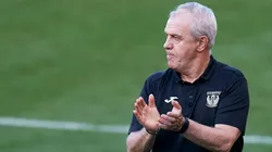 Javier Aguirre metió presión antes de jugar con Real Madrid: "Confío en el árbitro"