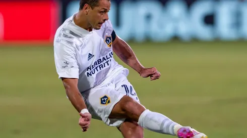 Chicharito lamenta la ausencia de Carlos Vela.