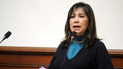 Martha Chávez fue congresista también desde 1992 al 1995.