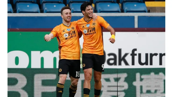 Raúl Jiménez en Wolverhampton ante Burnley (Getty)