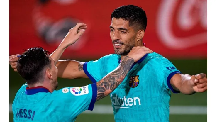 Suárez no ve a Messi afuera del Barcelona, pero dijo qué le gustaría más