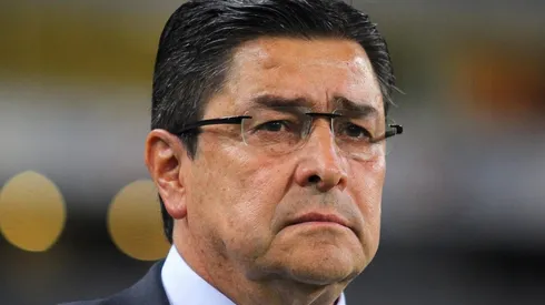 Luis Fernando Tena, contagiado de COVID-19