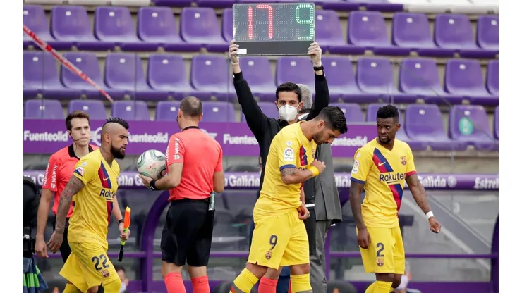 Festejan los suplentes: IFAB extiende la vigencia de la opción de 5 cambios