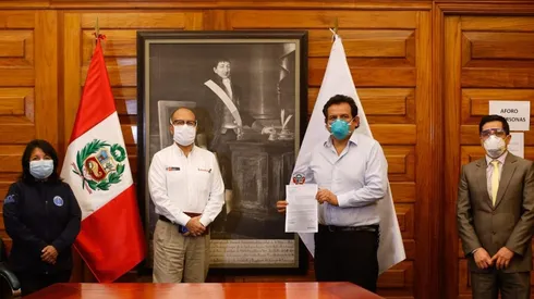 Víctor Zamora es el ministro de Salud de Martín Vizcarra.