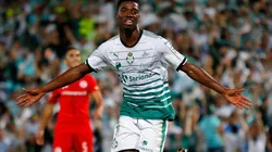 Los fanáticos de Santos Laguna quieren los goles de Djaniny (Getty Images)