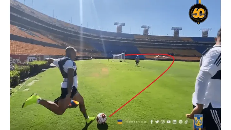 Desde un ángulo imposible: el tremendo golazo de Eduardo Vargas
