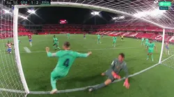 La salvada providencial de Sergio Ramos.