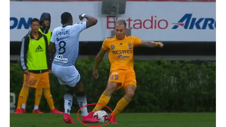 Video: Ibarra debutó y se lesionó