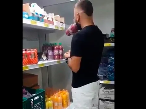 Viral: cierran una tienda entera por un hombre que se puso "a probar jugos"