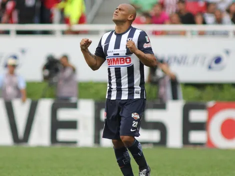 Chupete Suazo está a un paso de la Primera de Chile