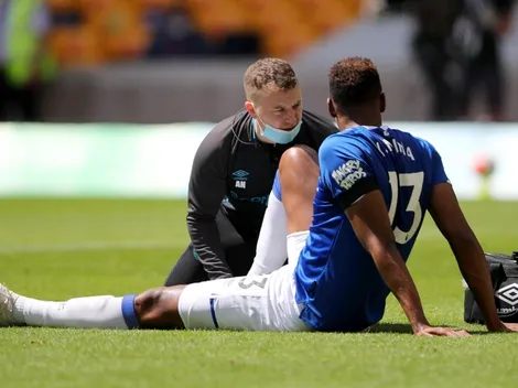 Lesionado: a Yerry Mina se le acabó rápido el duelo entre Wolves y Everton